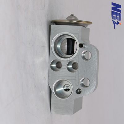 Dobra cena. 6Q0820679 6Q082 AUTO AIR CONDITIONING Expansion Block Valve for VW POLO VW GOLF PLUS TOURAN EOS PASSAT CADDY SCIROCCO TIGUAN w Internecie