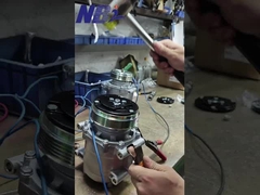 Fabryka sprężarek AC jest w produkcji gorącej, aby zapewnić jakość każdego